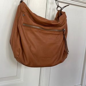 Gorgeous Liebeskind Berlin hobo, tan.